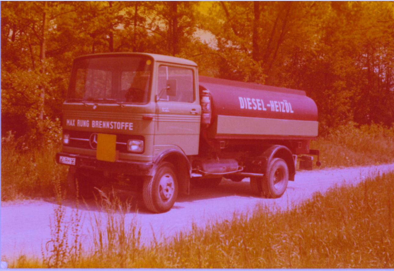 Heizöl Tankwagen aus den 60er Jahren